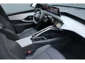 Peugeot 5008 (2024) thumbnail 3