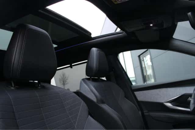 Peugeot 5008 (2024) thumbnail 4