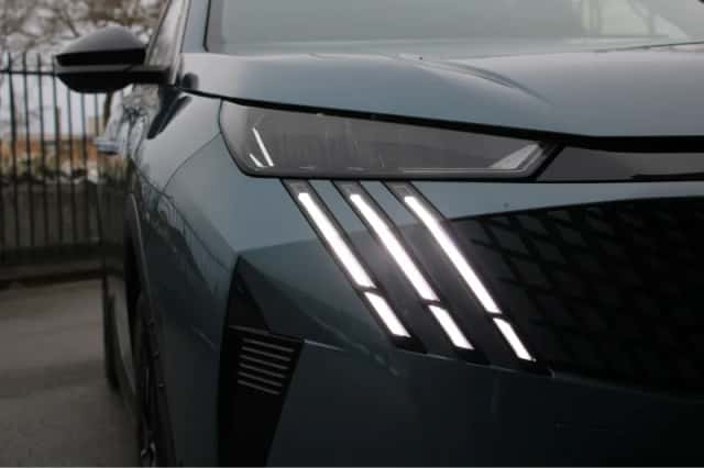 Peugeot 5008 (2024) thumbnail 39