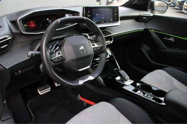 Peugeot 208 (2021) thumbnail 21