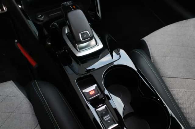 Peugeot 208 (2021) thumbnail 25