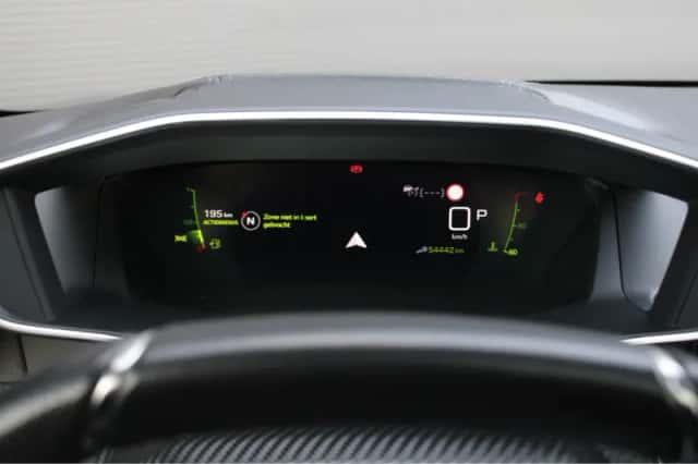 Peugeot 208 (2021) thumbnail 30