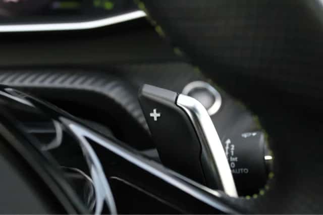 Peugeot 208 (2021) thumbnail 31