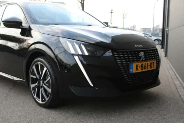 Peugeot 208 (2021) thumbnail 9