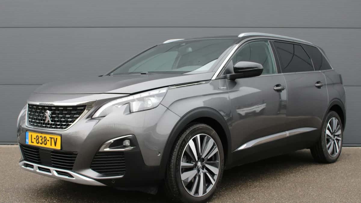 Peugeot 5008 (2021) — foto 1