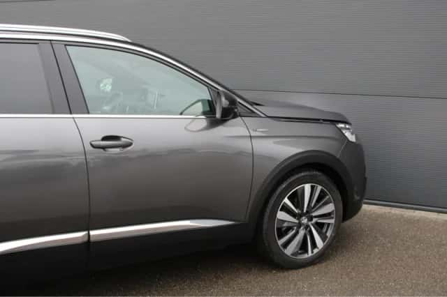 Peugeot 5008 (2021) thumbnail 11