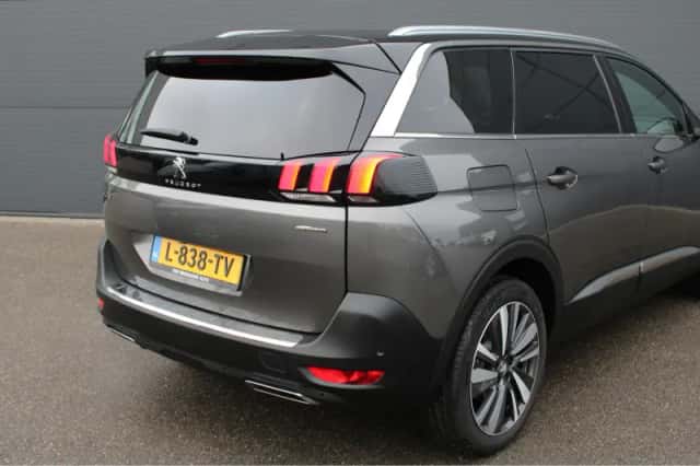 Peugeot 5008 (2021) thumbnail 12