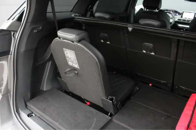 Peugeot 5008 (2021) thumbnail 13