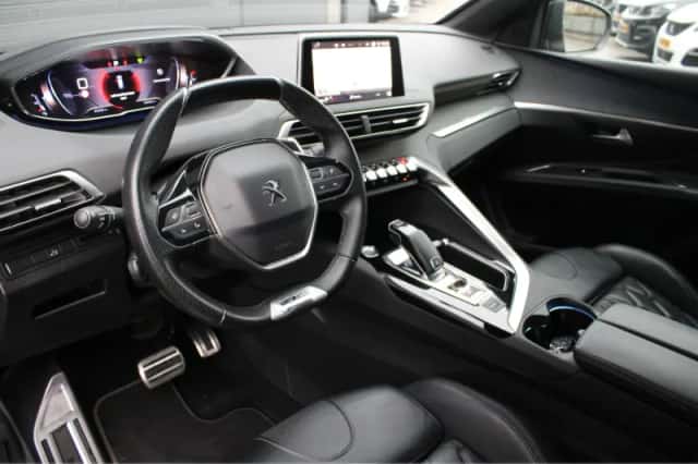 Peugeot 5008 (2021) thumbnail 20