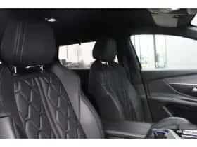 Peugeot 5008 (2021) thumbnail 4