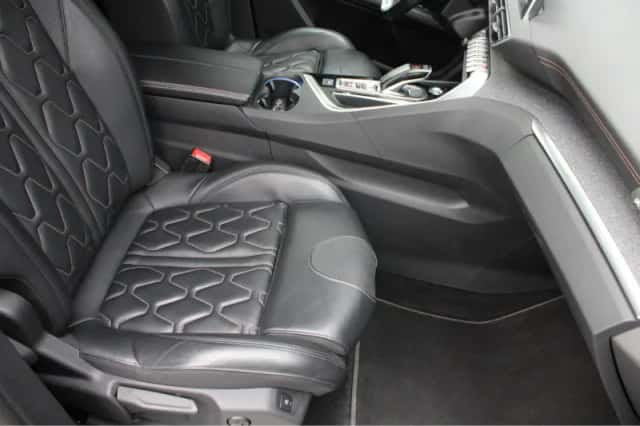 Peugeot 5008 (2021) thumbnail 5