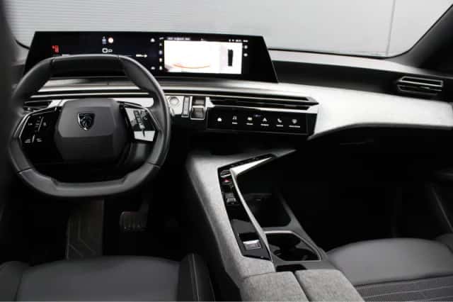 Peugeot 5008 (2025) thumbnail 13