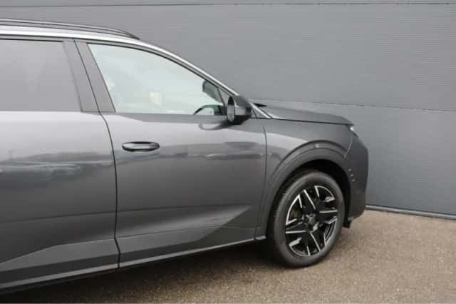 Peugeot 5008 (2025) thumbnail 9