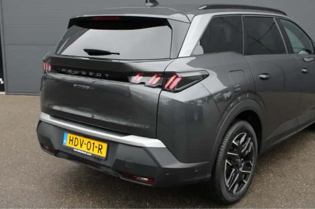 Peugeot 5008 (2025) thumbnail 10