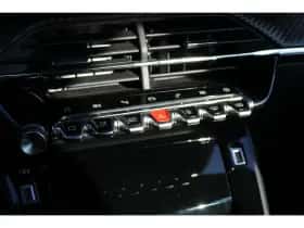 Peugeot 208 (2021) thumbnail 20