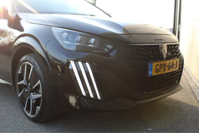 Peugeot 208 (2024) thumbnail 7