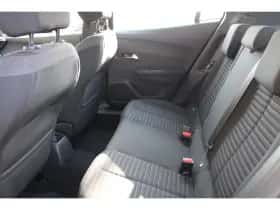 Peugeot 2008 (2020) thumbnail 13