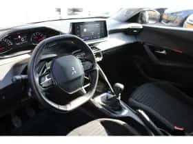Peugeot 2008 (2020) thumbnail 17