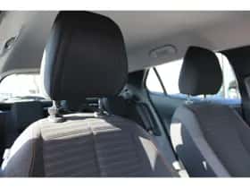 Peugeot 2008 (2020) thumbnail 4