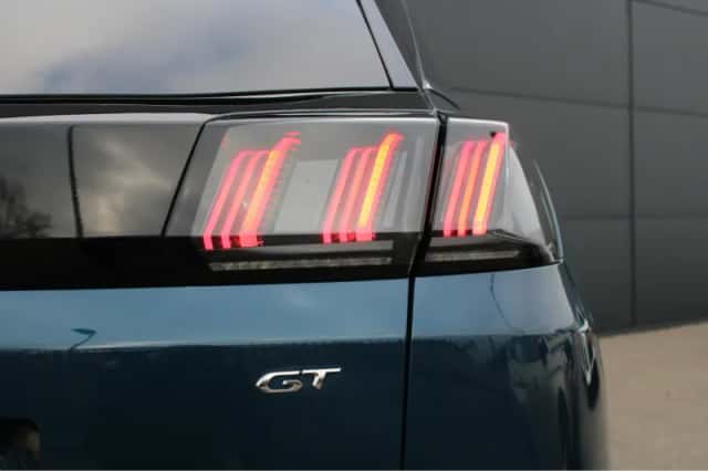 Peugeot 3008 (2022) thumbnail 18