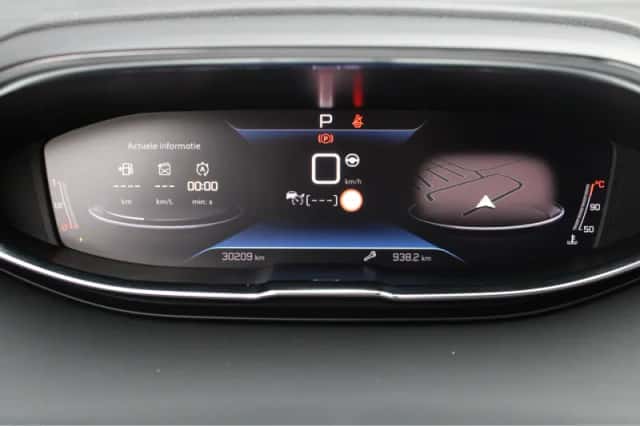Peugeot 3008 (2022) thumbnail 27