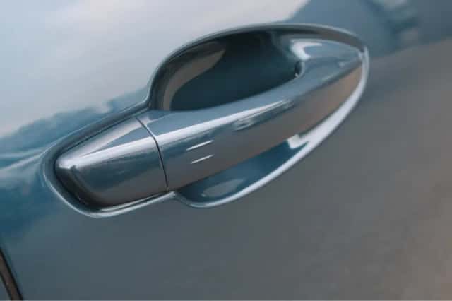 Peugeot 3008 (2022) thumbnail 10