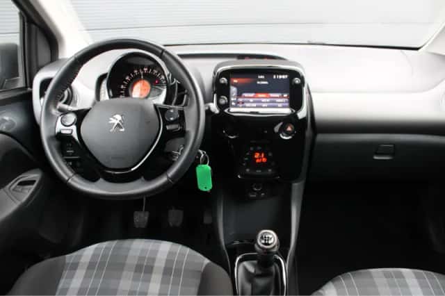 Peugeot 108 (2020) thumbnail 15