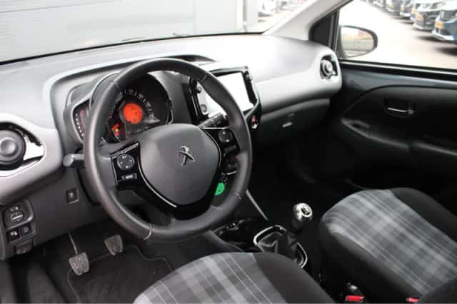Peugeot 108 (2020) thumbnail 17