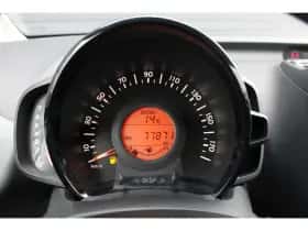 Peugeot 108 (2020) thumbnail 21