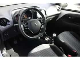 Peugeot 108 (2020) thumbnail 15