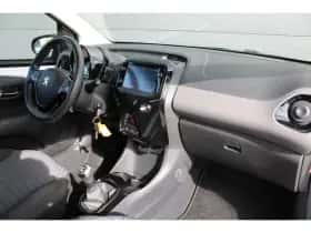 Peugeot 108 (2020) thumbnail 3