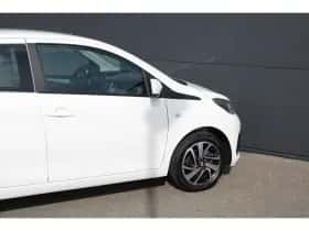 Peugeot 108 (2020) thumbnail 8