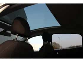 Peugeot 208 (2012) thumbnail 16
