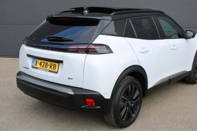 Peugeot e-2008 (2024) thumbnail 14