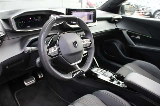 Peugeot e-2008 (2024) thumbnail 25