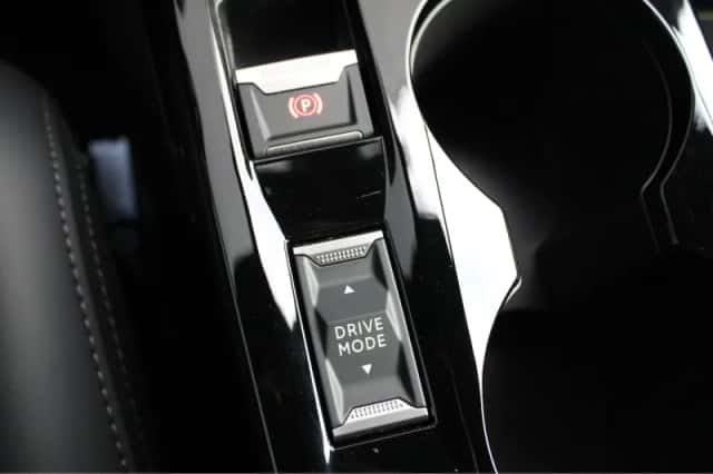 Peugeot 208 (2025) thumbnail 32