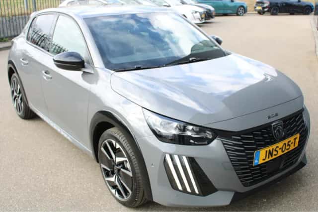 Peugeot 208 (2025) thumbnail 8
