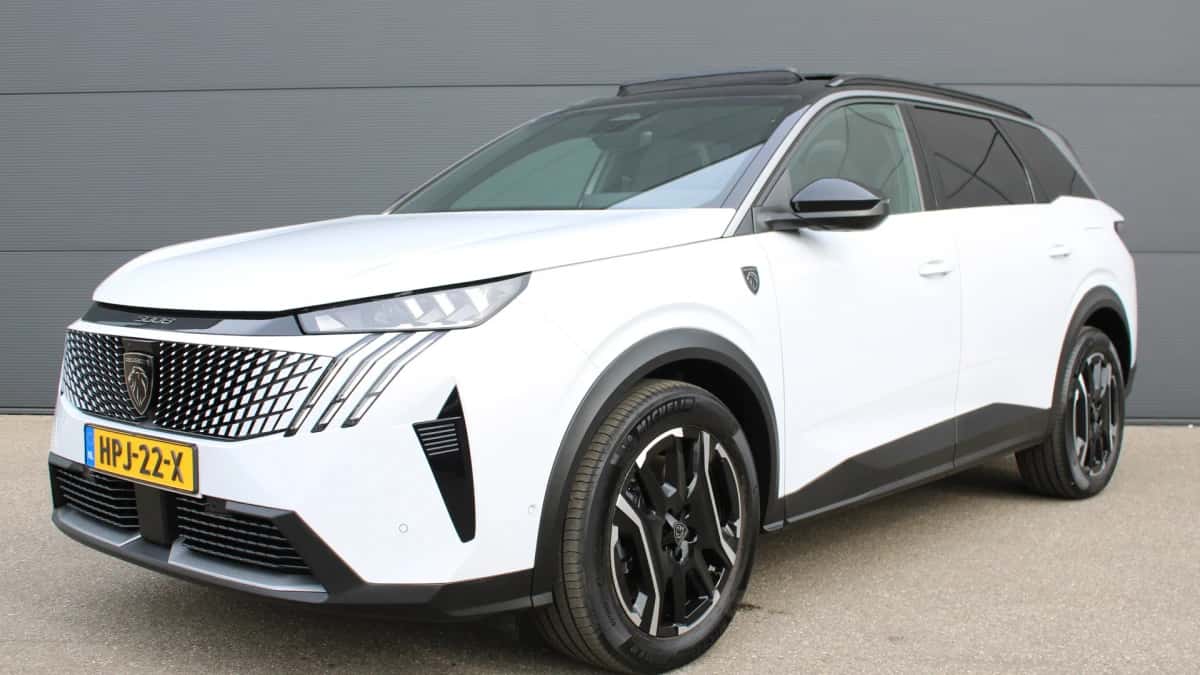 Peugeot 5008 (2025) — foto 1