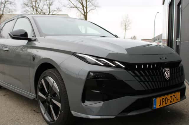 Peugeot e-308 (2025) thumbnail 7