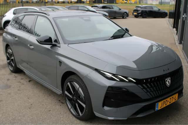 Peugeot e-308 (2025) thumbnail 8