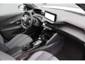 Peugeot 2008 (2025) thumbnail 3