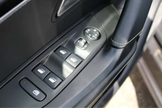 Peugeot 2008 (2022) thumbnail 16