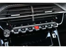 Peugeot 2008 (2022) thumbnail 21