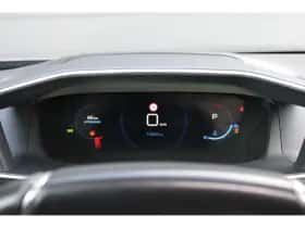 Peugeot 2008 (2022) thumbnail 27