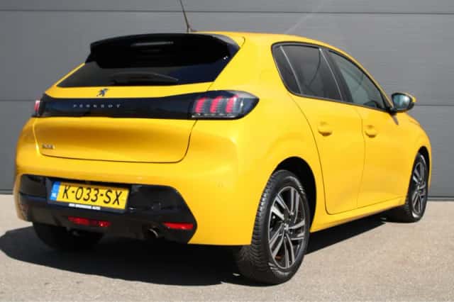 Peugeot 208 (2021) thumbnail 2