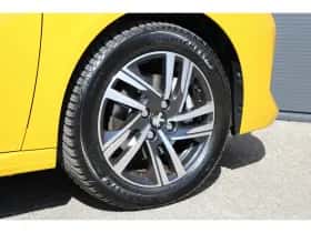 Peugeot 208 (2021) thumbnail 15