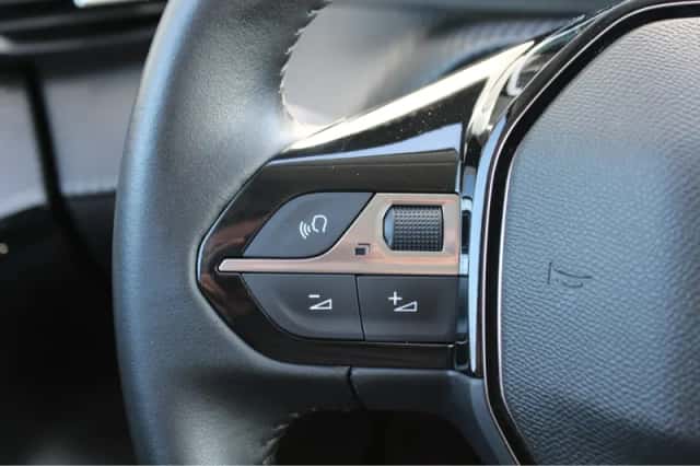 Peugeot 208 (2021) thumbnail 27