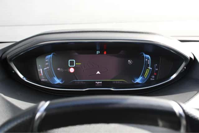 Peugeot 3008 (2022) thumbnail 25