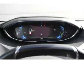 Peugeot 3008 (2022) thumbnail 25
