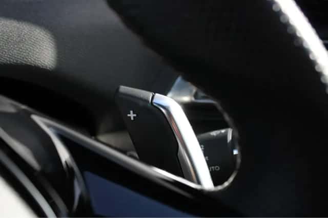Peugeot 3008 (2022) thumbnail 26